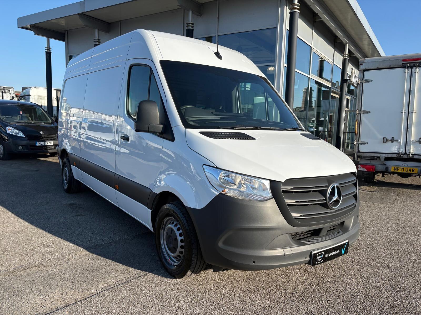 Mercedes-Benz Sprinter